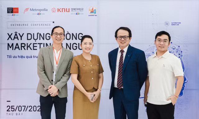 Khi 1 người có thể làm được chức năng của cả một phòng marketing? 