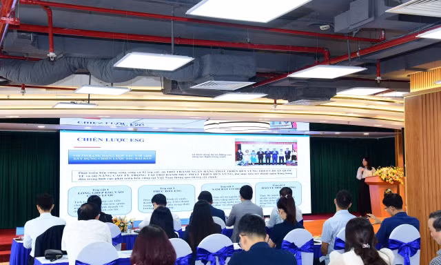 Giảm phát thải: Khi doanh nghiệp “chuyển vai” từ tìm hiểu sang triển khai 
