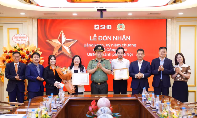 Bằng khen của Bộ Công an và dấu ấn SHB trong bảo đảm an ninh tiền tệ, an toàn hệ thống ngân hàng 