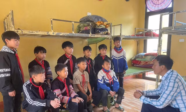 Dế Xu Phình: Hành trình cùng nâng cao nhận thức về sức khỏe sinh sản cho học sinh vùng cao