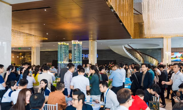 Hơn 1.000 khách hàng tham quan căn hộ mẫu The Emerald Boulevard, điều gì tạo nên sức hút?