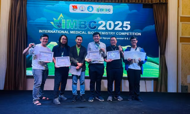 Sinh viên Y khoa HIU ẵm giải vàng bạc, đồng tại đấu trường quốc tế IMBC 