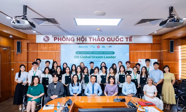 Lễ Khởi động Học bổng DB Global Dream Leader mùa 2 tại Trường Đại học Ngoại thương