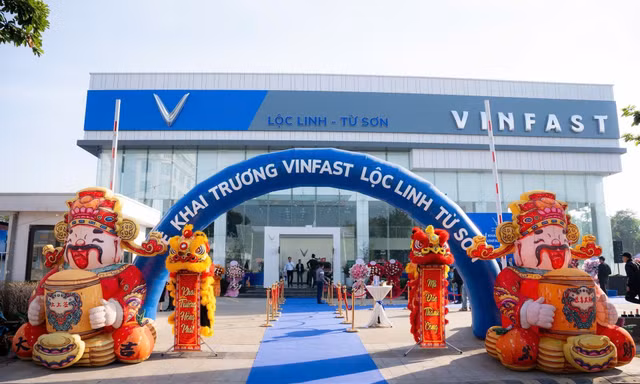 Vinfast khai trương xưởng dịch vụ thứ 350 - sở hữu mạng lưới hậu mãi lớn nhất Việt Nam
