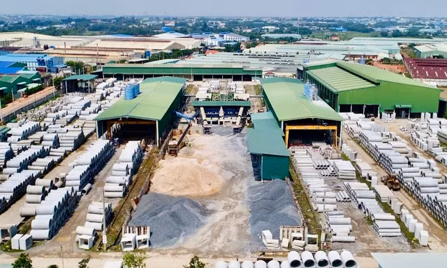 Hiếm gặp: Xin kiểm tra cổ phiếu chính công ty mình, lo bị thâu tóm
