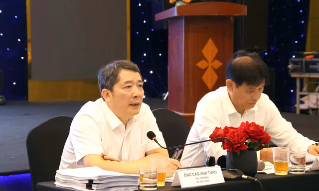 Hoàn thiện dự thảo Luật Quản lý thuế (sửa đổi): Lấy người nộp thuế làm trung tâm