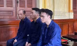 Các bị cáo tại phiên tòa.