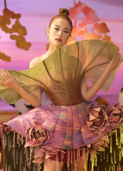 hoang-thuy-linh-16765466368631491445685.jpg