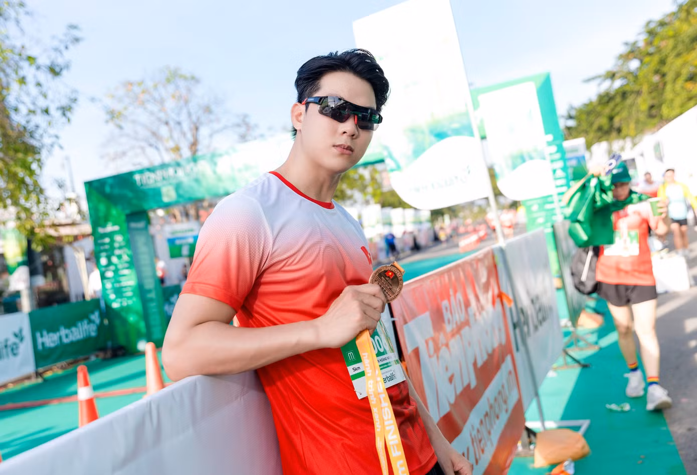anh-chup-man-hinh-2025-12-15-luc-105813.png