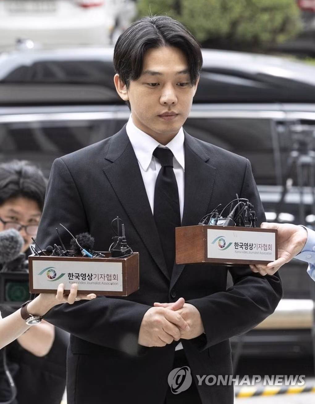 yoo-ah-in-1-1698982382240.jpg