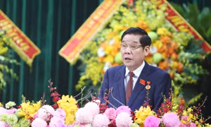 , Bí thư Tỉnh ủy Bắc Ninh Nguyễn Văn Gấu phát biểu tại đại hội. Ảnh: Nguyễn Thắng