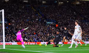 HIGHLIGHTS Leeds 0-1 Man City: Phả hơi nóng vào Arsenal