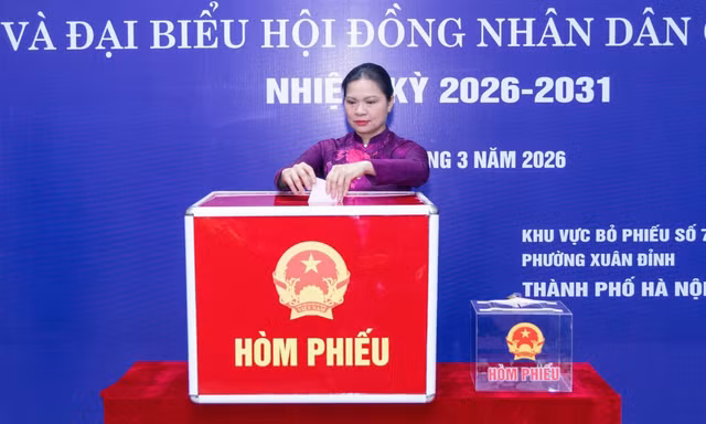 Lá phiếu gửi gắm kỳ vọng vào một nhiệm kỳ mới với nhiều quyết sách đúng đắn