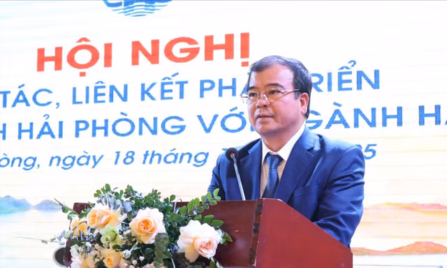 Vé máy bay đắt, chi phí vận chuyển chiếm tới 40% chuyến du lịch 