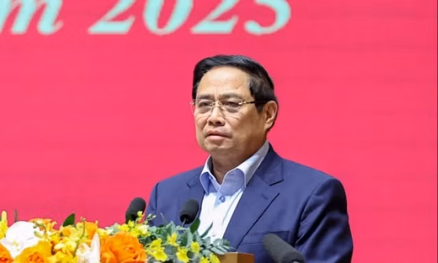 Thủ tướng: Một bộ phận cán bộ còn tư tưởng 'thà đứng trước hội đồng kỷ luật còn hơn đứng trước hội đồng xét xử'