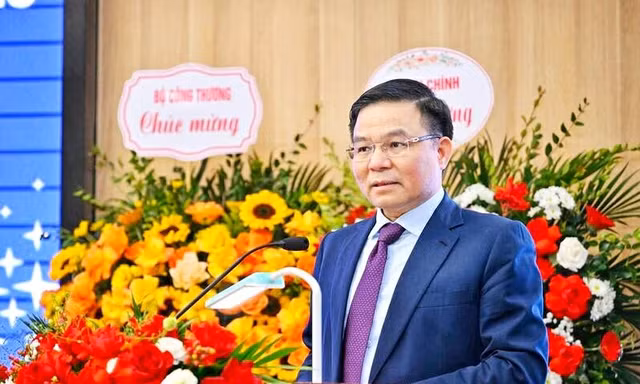 Quyền Bộ trưởng Công Thương: EVN tập trung nguồn lực cho các dự án then chốt