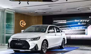 Toyota Vios hybrid hút khách ngay khi vừa ra mắt