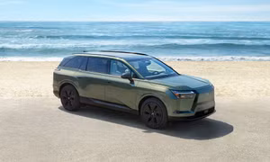 Vén màn SUV điện 6 chỗ mới của Lexus