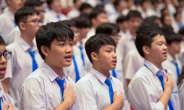 Ký ức vàng của những người thắp lửa tri thức