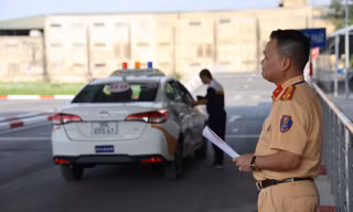 Hé lộ một phần nguyên nhân thiếu thí sinh đăng ký sát hạch lái xe ở Hà Nội 