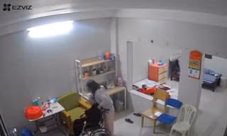 Công an điều tra vụ cụ bà 90 tuổi bị giúp việc bạo hành ở Hà Nội