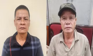 Bắt 2 đối tượng dàn cảnh va chạm xe máy để trộm cắp ở Hà Nội