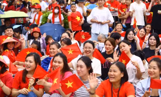 Đã chuyển đủ tiền cho địa phương tặng quà dịp Đại hội Đảng, Tết Nguyên đán