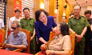 Phó Thủ tướng Phạm Thị Thanh Trà: Tìm kiếm, xác định danh tính liệt sĩ là nhiệm vụ thiêng liêng