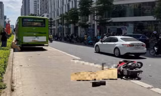 Người phụ nữ đi xe máy tử vong sau va chạm với xe buýt BRT