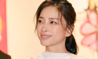 Ngô Thanh Vân sinh con