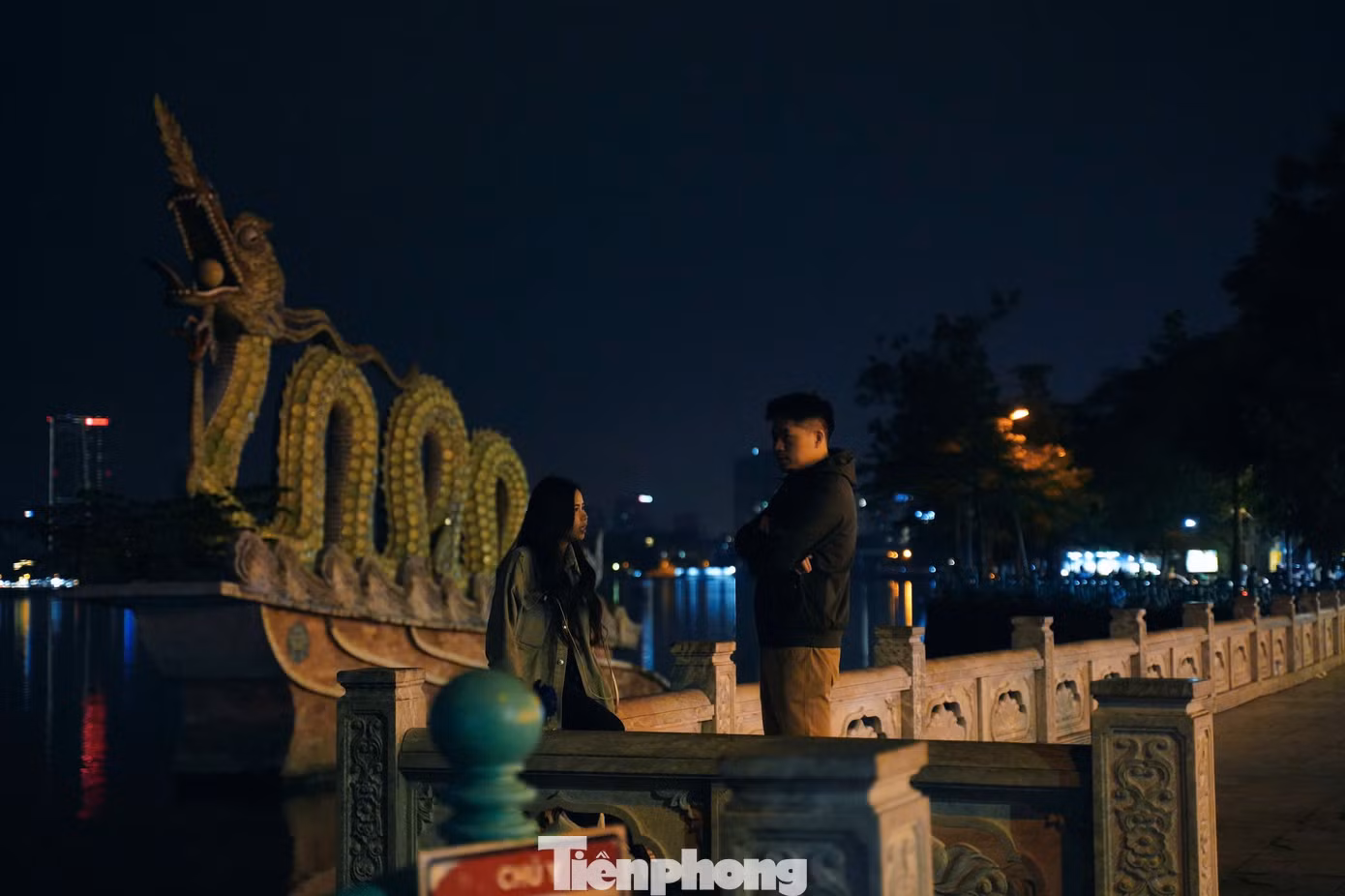 tp-z7152642439004-d86edd10b1e1c8b1be7597f1ade7b4b4.jpg