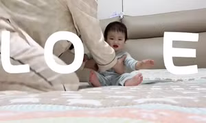 Trend tạo chữ LOVE với em bé trên TikTok: Đơn giản, hài hước và cực dễ viral