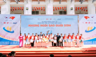 Cùng Đức Việt & O’Food Thắp sáng những Ngôi sao buổi sớm: Lan tỏa đam mê nghệ thuật học đường