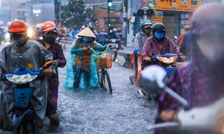 Dự báo thời tiết: Diễn biến hết sức phức tạp về tình hình mưa bão trong tháng 9