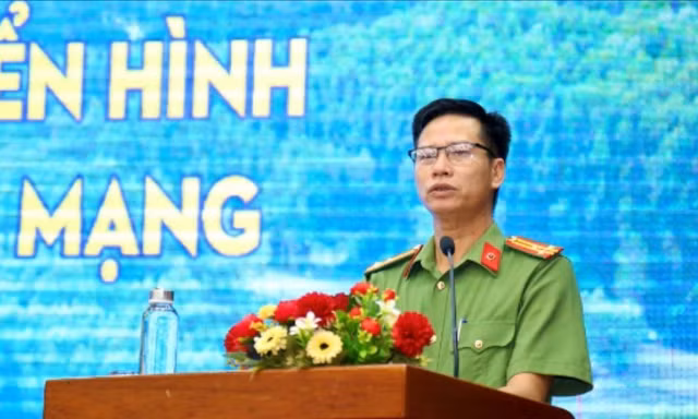 Hơn 100 tỷ đồng của người dân Cà Mau bị lừa qua mạng
