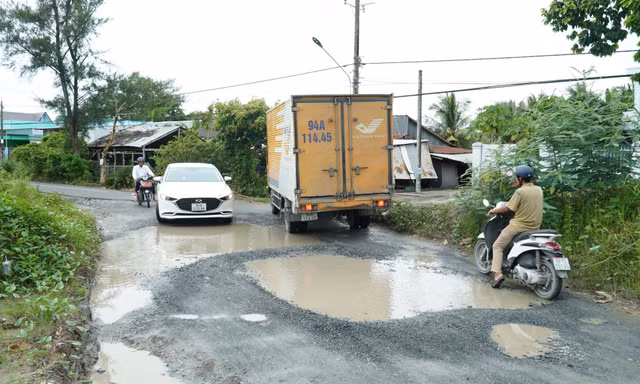 Công an Cà Mau đề nghị cung cấp 12 hồ sơ dự án giao thông 