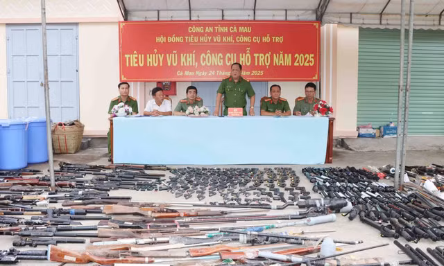 Cà Mau: Thu giữ hơn 120 khẩu súng 