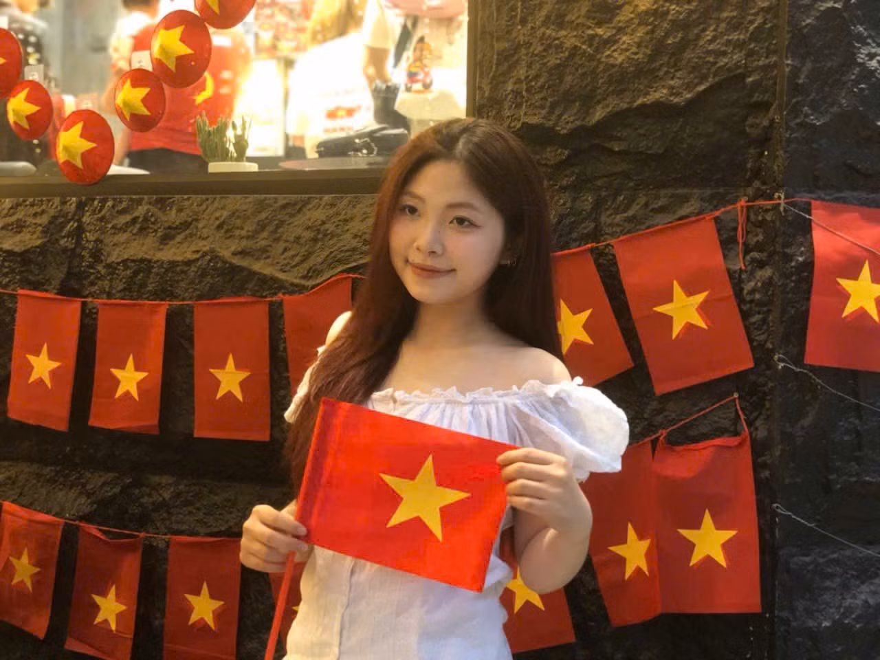 gen-h-huyen-thu.jpg
