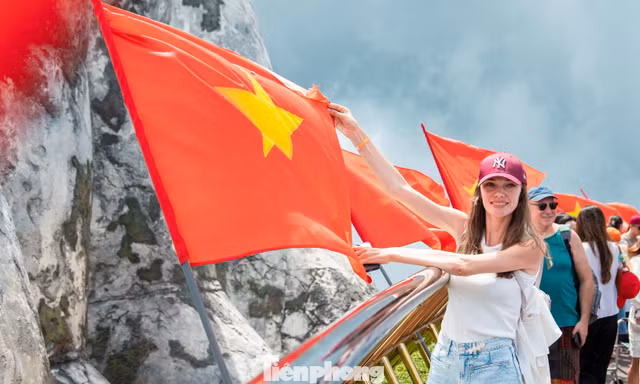 Du lịch dịp 2/9: Huế doanh thu tăng hơn 340%, Đà Nẵng 'hái ra tiền'