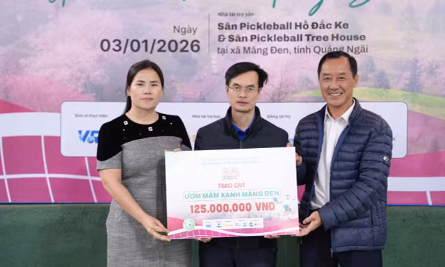 Tô thêm sắc hồng cho Măng Đen