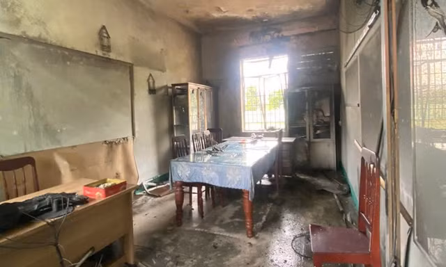 Cháy trường tiểu học ở Quảng Ngãi, phát hiện Phó Hiệu trưởng tử vong