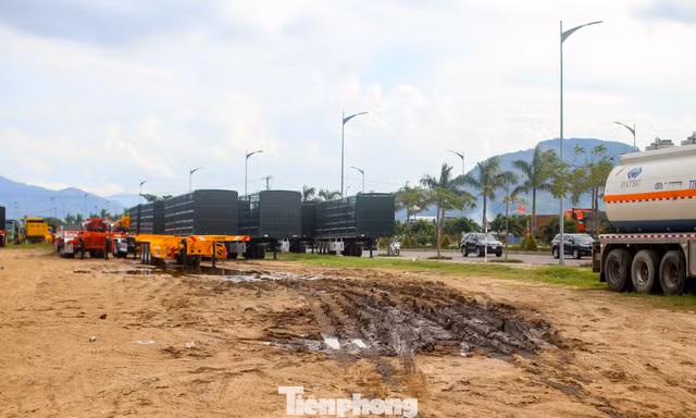 Đất dự án đô thị mới ở Gia Lai bị chiếm dụng trái phép làm bãi đỗ xe