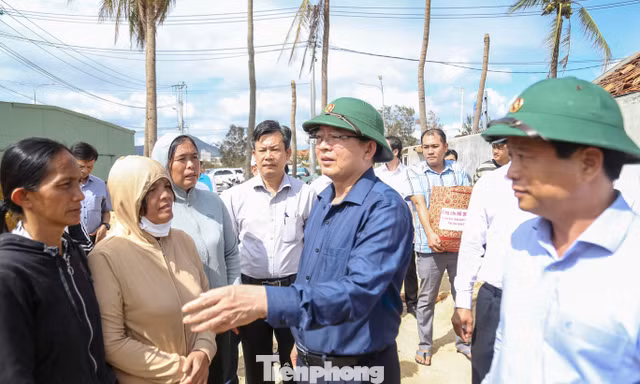 Phó Thủ tướng Hồ Quốc Dũng: Không để người dân thiếu ăn, không có chỗ ở sau bão số 13