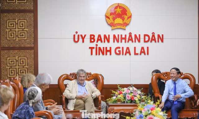 Gia Lai đón nhà khoa học đoạt Nobel Vật lý, mở rộng cánh cửa phát triển khoa học cơ bản