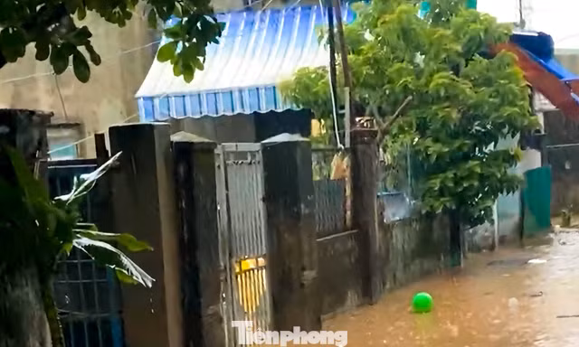  Đà Nẵng: Khốn khổ với tình trạng 'cứ mưa là ngập'