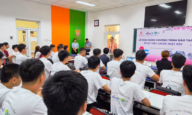 Khai giảng khóa kỹ sư tiêu chuẩn Nhật Bản đầu tiên tại Đại học Huế