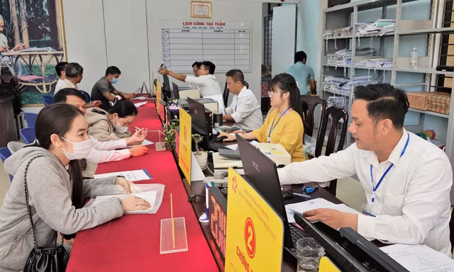 Huế dự chi hơn 25 tỷ đồng hỗ trợ cán bộ, viên chức đi làm xa