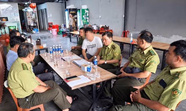 Quảng cáo bán chim trời, quán nhậu ở Huế bị phạt