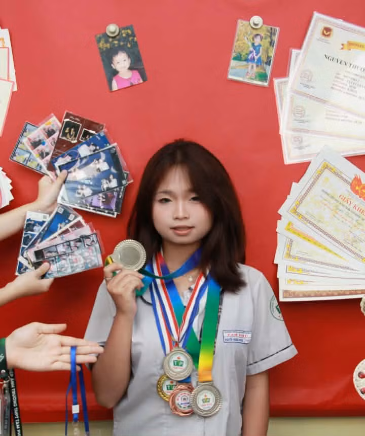 ban-nguyen-thuong-huyen.jpg