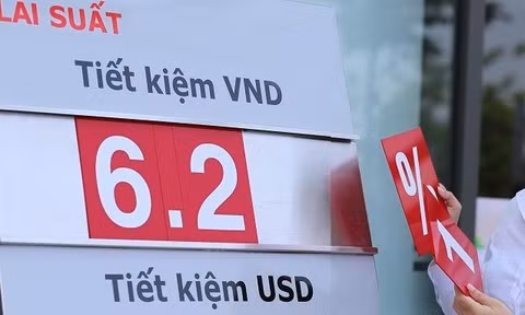 Tiền gửi tăng kỷ lục, lãi suất ngân hàng nào cao nhất? 